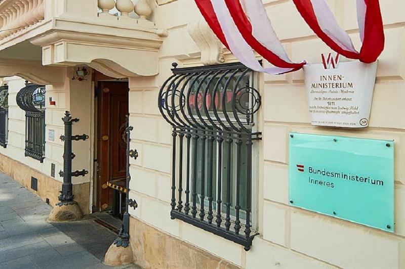 Eine Anpassung im Bereich des Opferschutzes bei Betretungs- und Annäherungsverboten ermöglicht einen direkten Vergleich erst ab dem 1. Januar 2020.