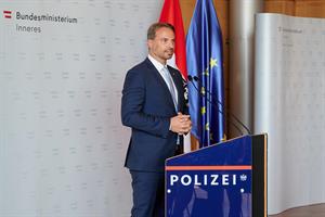 Die Abteilung 3 zur Bekämpfung der organisierten und allgemeinen Kriminalität erhielt mit Dieter Csefan einen neuen Leiter.