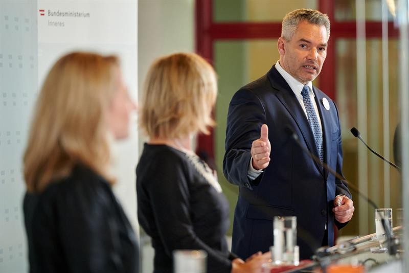 "Es gibt viele engagierte Akteure, die mit dem Gewaltschutzgipfel noch enger vernetzt werden sollen", sagte Innenminister Karl Nehammer.